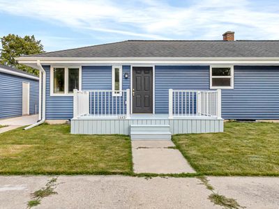 1645 Laurel STREET #1, Manitowoc, WI, 54220