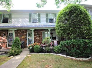 152 W Russets Cir, Bridgeville, PA