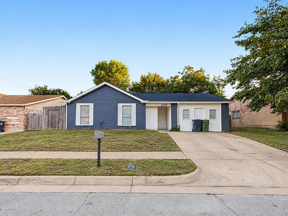 1714 Granada Dr