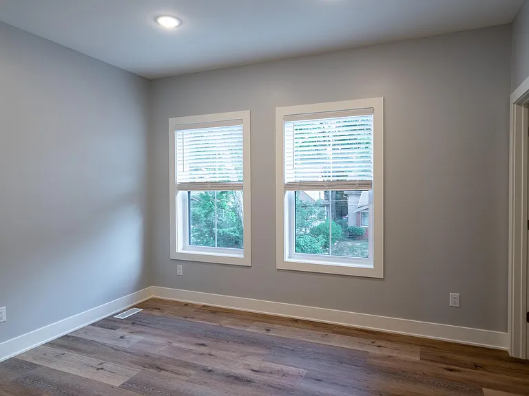 1015 Sigsbee St SE #1 — Photo 10