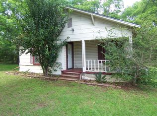 109 Gammage St, Elkhart, TX