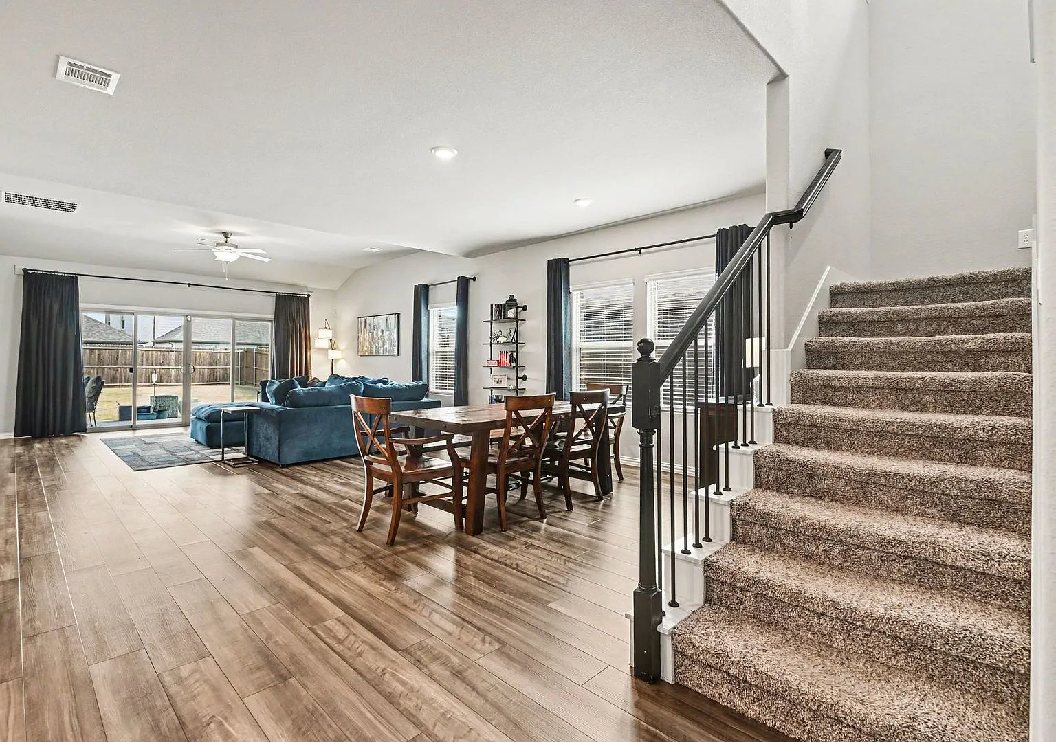 Modern Luxury & Spacious Living in Desirable North Fort Worth! Built in 2023, this beautiful 4-be... — Photo 4
