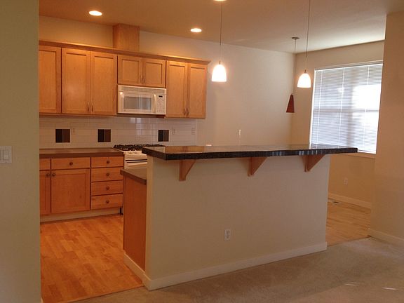 Kitchen/Breakfast Nook