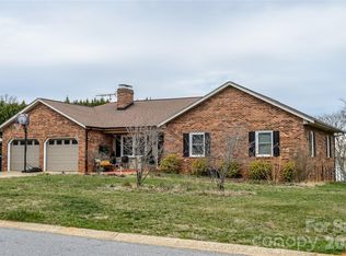 5164 Olde School Dr #44, Hickory, NC 28602