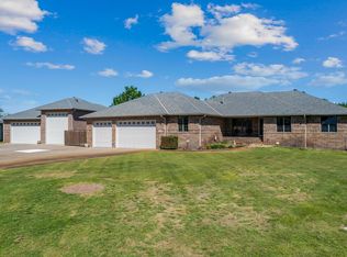 2004 W Evanston St, Wichita, KS 67204