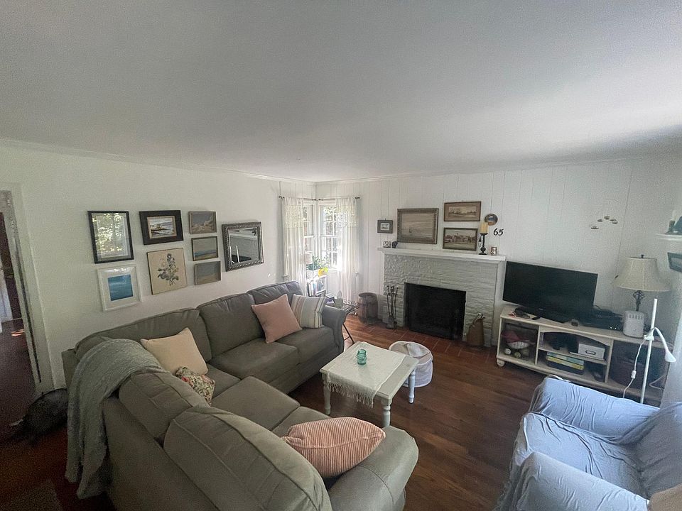 65 Hollow Rd, Stony Brook, NY 11790 Zillow