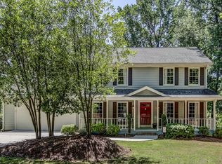 130 Winterberry Ct, Roswell, GA 30076