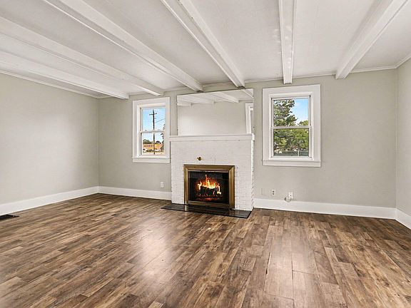 4th image of 17 20th St N