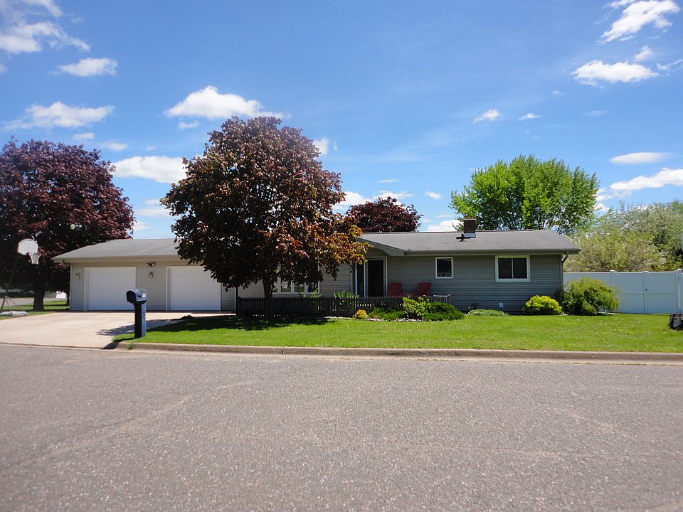 1st image of 916 Eagle Dr