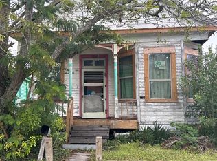 3910 Avenue O 1/2, Galveston, TX 77550