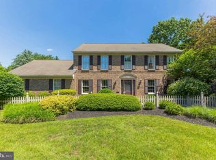 38 Abington Rd, Mount Laurel, NJ 08054