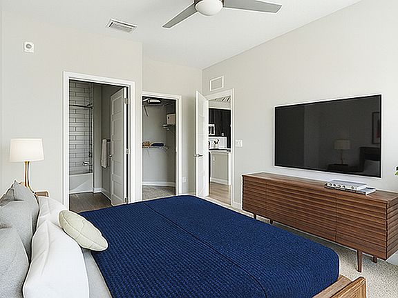 1,2, and 3 bedroom Townhomes for rent in Fort Myers, Fl