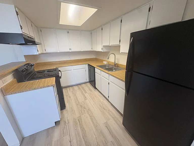 8701 Huron St #10-209 — Photo 3