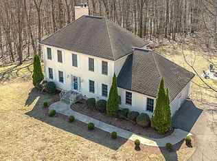 8 Pepperwood Rd, Tolland, CT 06084