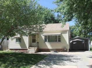 417 N 18th St, Beatrice, NE 68310