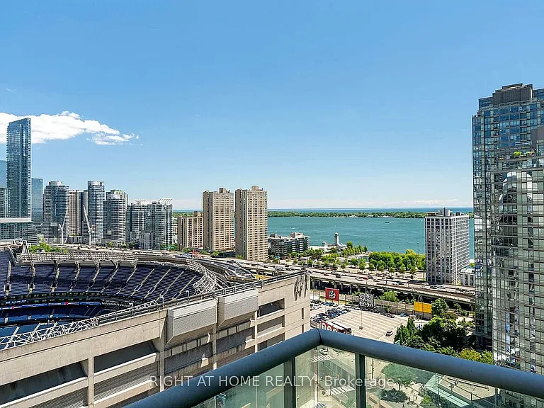81 Navy Wharf Ct #2316 — Photo 35