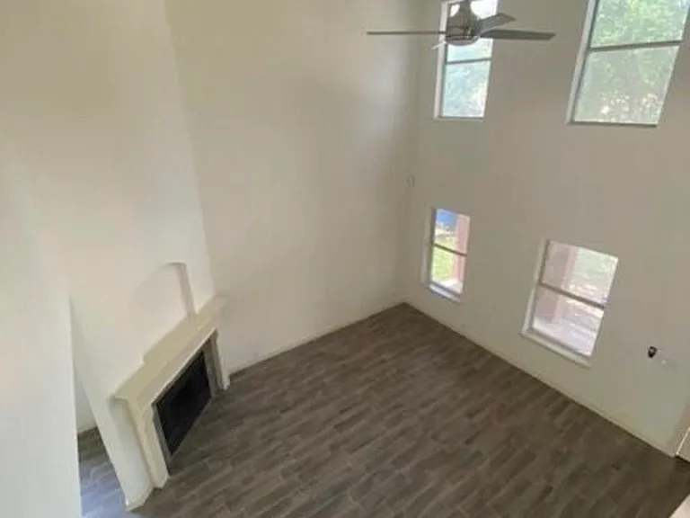 6924 Petty Ln — Photo 12