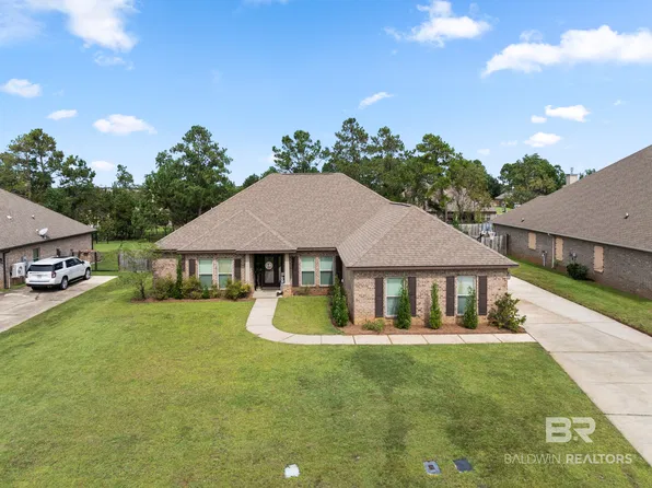 658 Gyaws Ave, Bon Secour, AL 36542