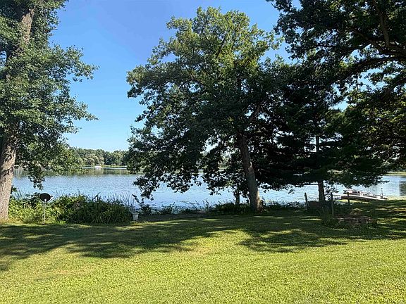 4th image of W723 Oak Shore Dr