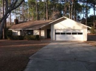 903 Peachtree Ext, Douglas, GA 31533