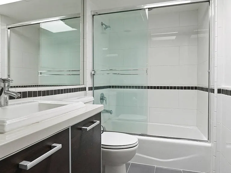 Bathroom with Full-Size Bathtub