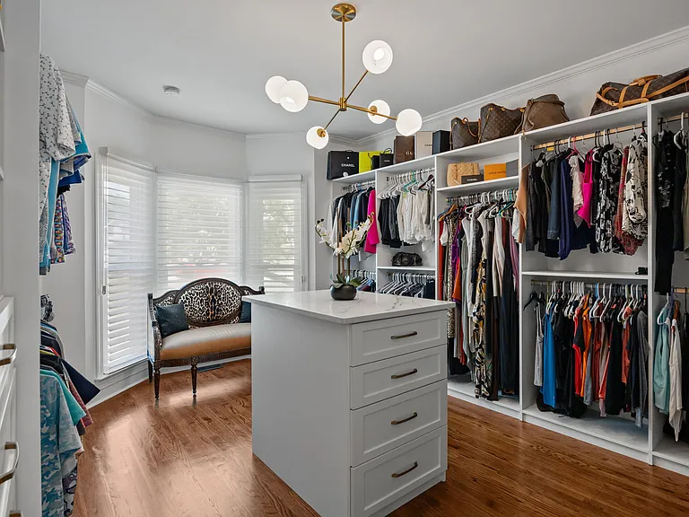 7322 Swansea Ln — Photo 24