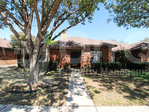 2nd image of 574 Lee Dr