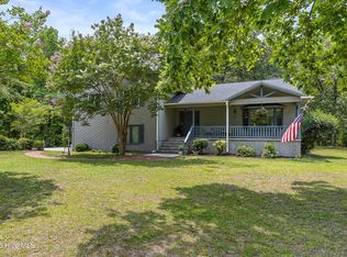 793 Old Church Rd, Swansboro, NC 28584