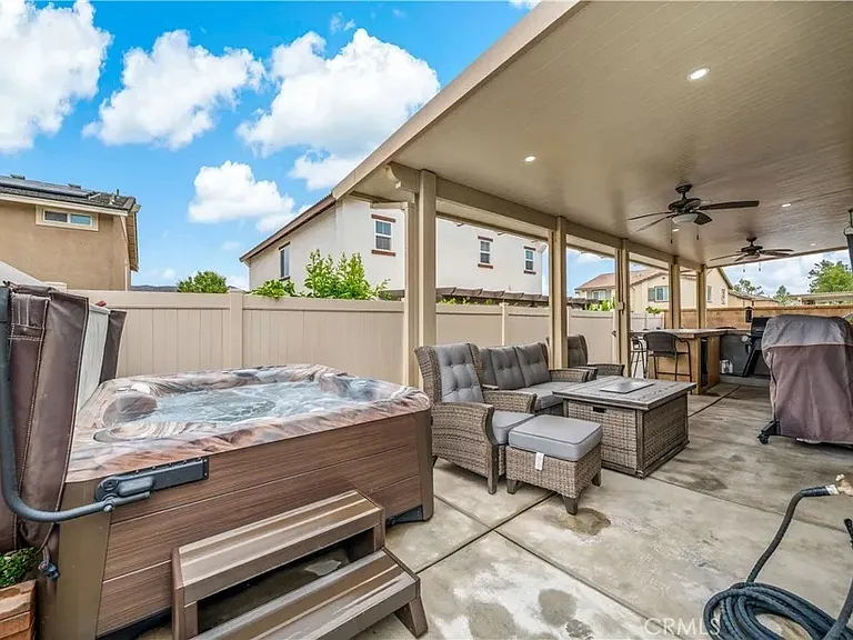 23300 Old Lake Dr — Photo 10