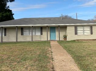 158 Brierwood Dr, Palestine, TX 75801