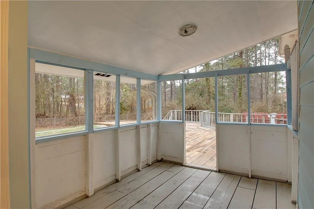 3 bed, 1444 sqft, $1,950 — Photo 4