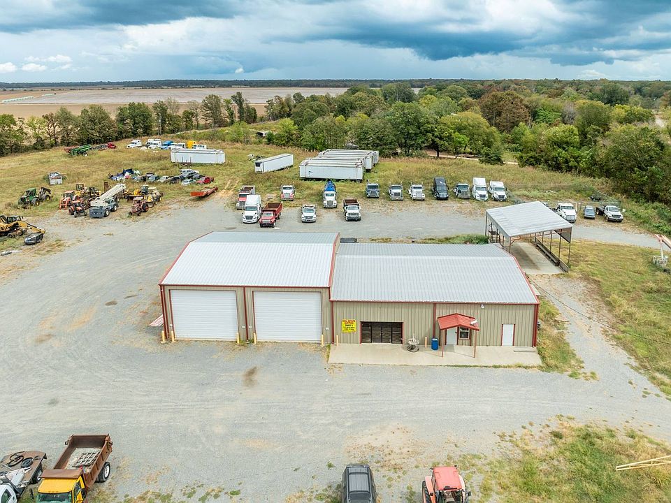 1st image of 3000 Highway 65 N