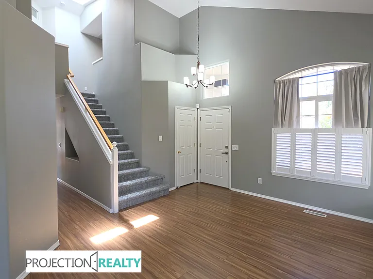 15239 NW Moresby Ct — Photo 2
