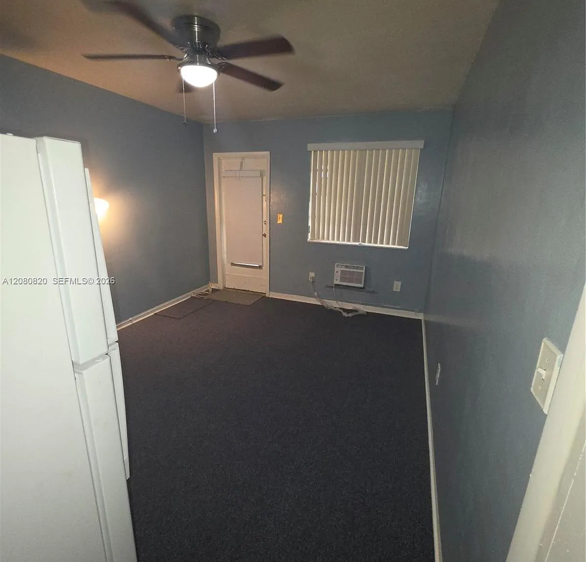 Comml Arlington — Photo 4