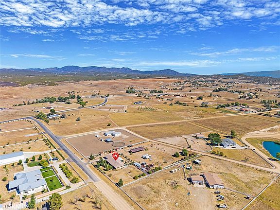 3rd image of 49701 Sky Harbor Way