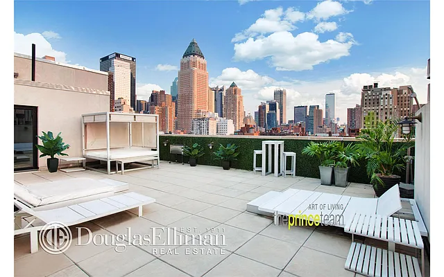 Sold by Douglas Elliman | media 32