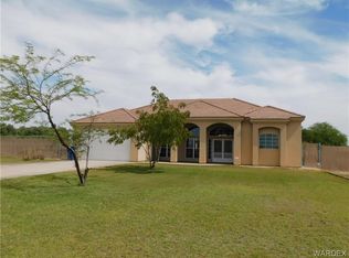 2201 E Pescador Dr, Mohave Valley, AZ 86440