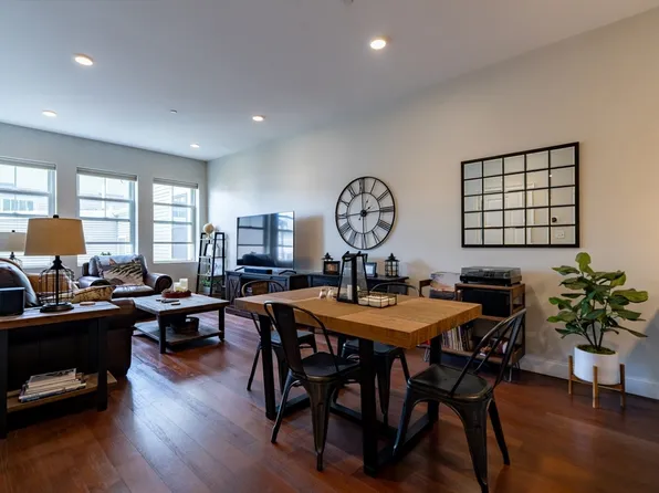 170 W Broadway #305, Boston, MA 02127