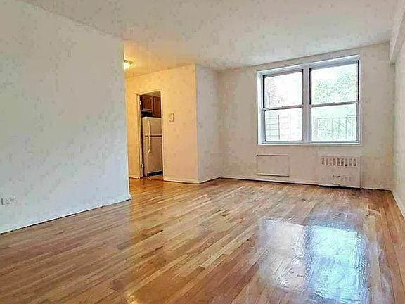 2nd image of 3820 Waldo Ave #H6