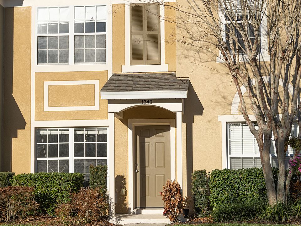 1st image of 1740 Stockton Dr