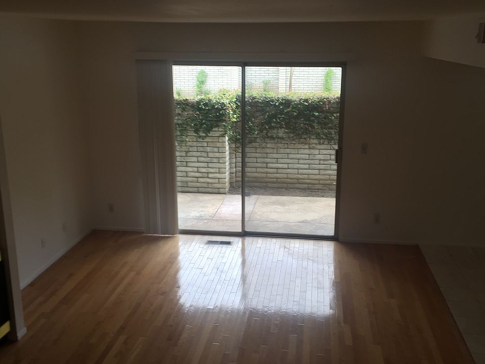 2nd image of 4778 La Villa Mari