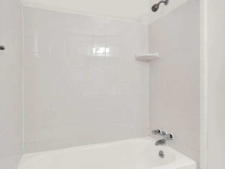 Riverside Townhomes — Photo 13