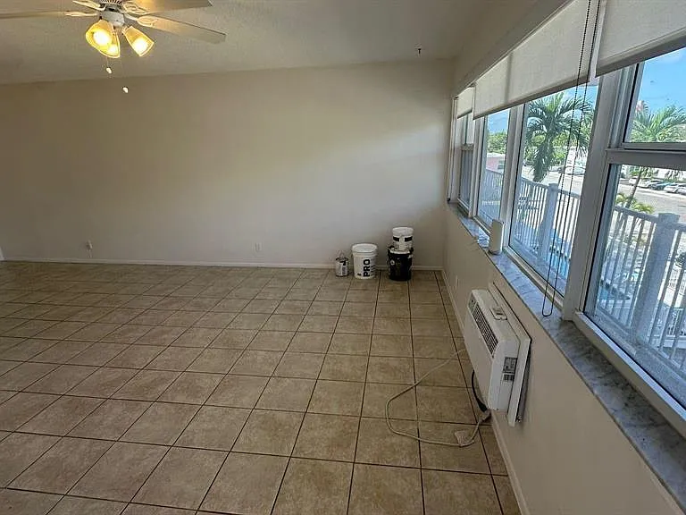 625 Antioch Ave #302 — Photo 14