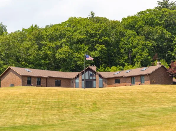 95 Krager Rd, Binghamton, NY 13904