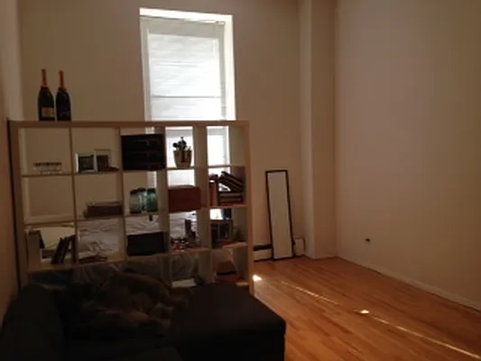 Rented by Noho Merchants Real Estate LLC | media 24