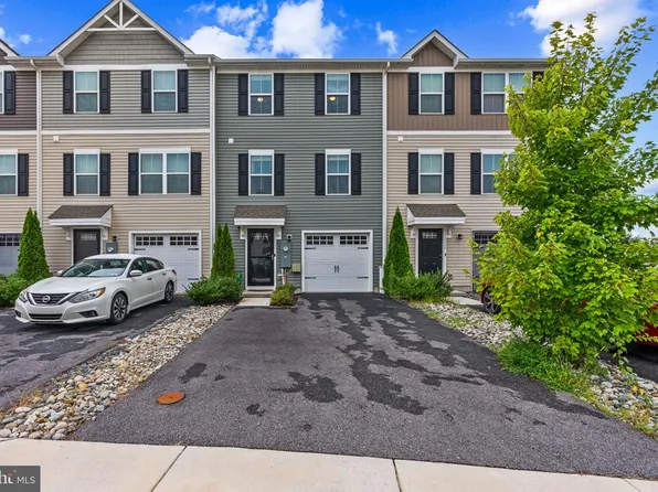 1026 Wickersham Way, Middletown, DE 19709