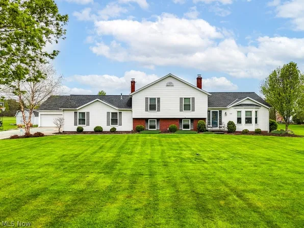 1451 Page Rd, Aurora, OH 44202