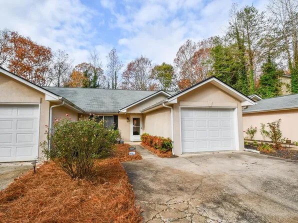 3955 Hidden Hollow Dr, Gainesville, GA 30506
