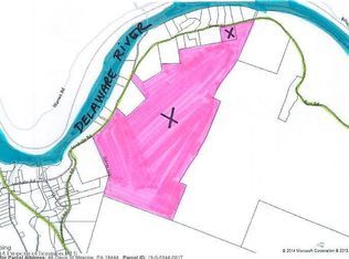 21 Dave's Hill Rd., Equinunk, PA 18417