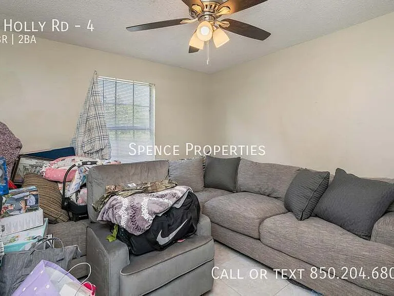 4 Holly Rd #4 — Photo 22